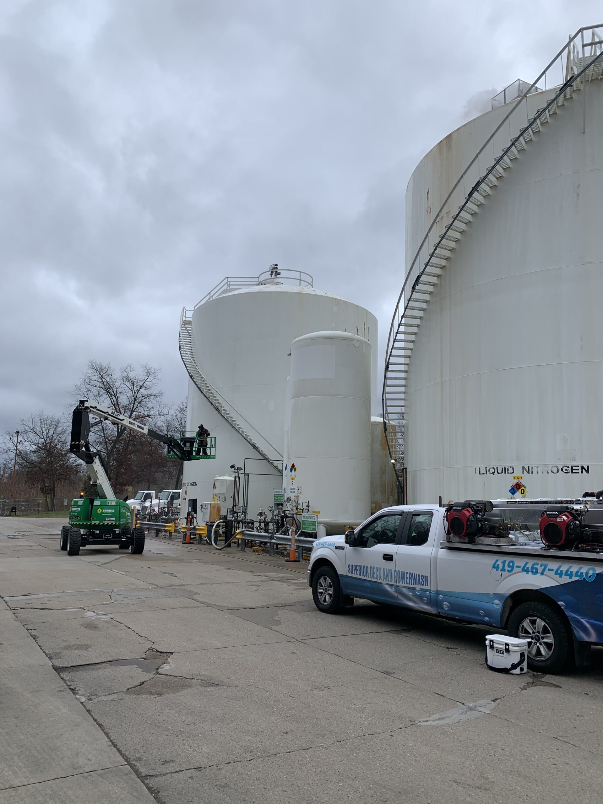 Commercial tank after